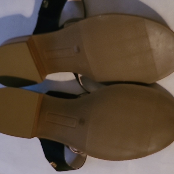 LIZ CLAIBORNE WOMEN'S BLACK DRESS SANDALS SIZE 7 - Picture 10 of 15